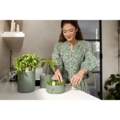 Elho Bouncy Basil Groen -Tuinserie Winkel elho bouncy basil groen 1000x1000 64aebaf11891b l