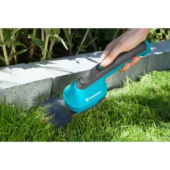 GARDENA Accu Gras- En Buxusschaar Set Accucut Li 7 GARDENA Accu Gras- En Buxusschaar Set Accucut Li -Tuinserie Winkel gardena accu gras en buxusschaar set accucut li 1619704816 1 l