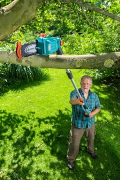 GARDENA Accu Telescopische Snoeizaag TCS 20/18 P4A Solo -Tuinserie Winkel gardena accu telescopische snoeizaag tcs 20 18 p4a solo 1000x1500 640af3261615f l